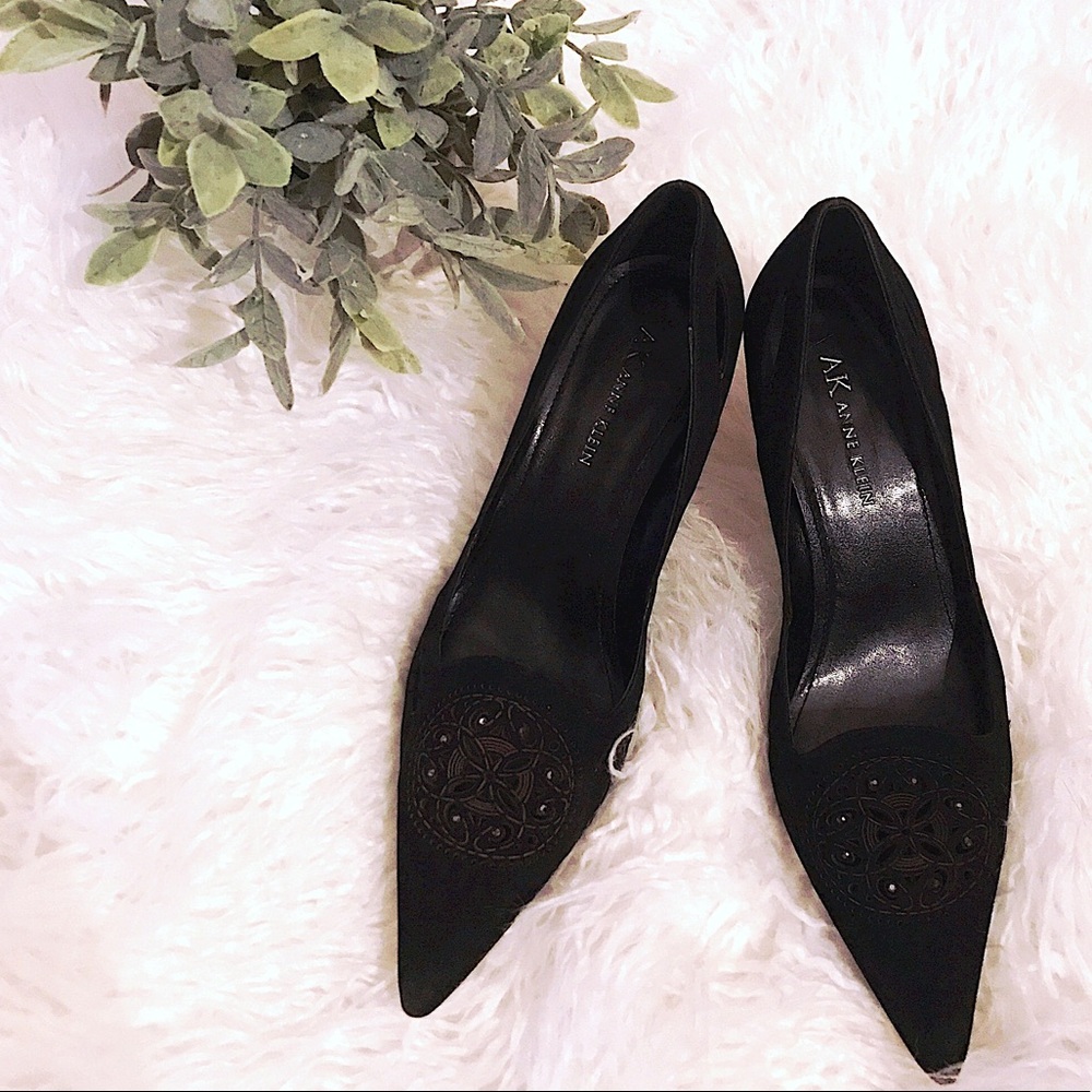 Anne Klein Black Heels